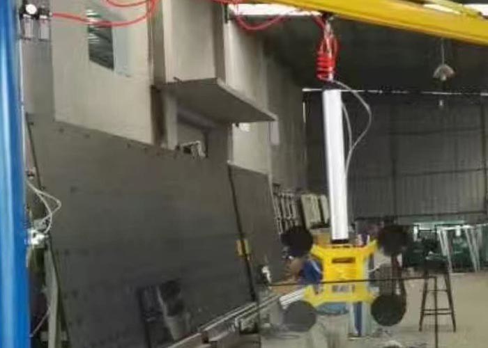 Pabrik Derictly penjualan Lifting Cantilever Crane 1000KG dan Mesin Cuci Kaca Horizontal