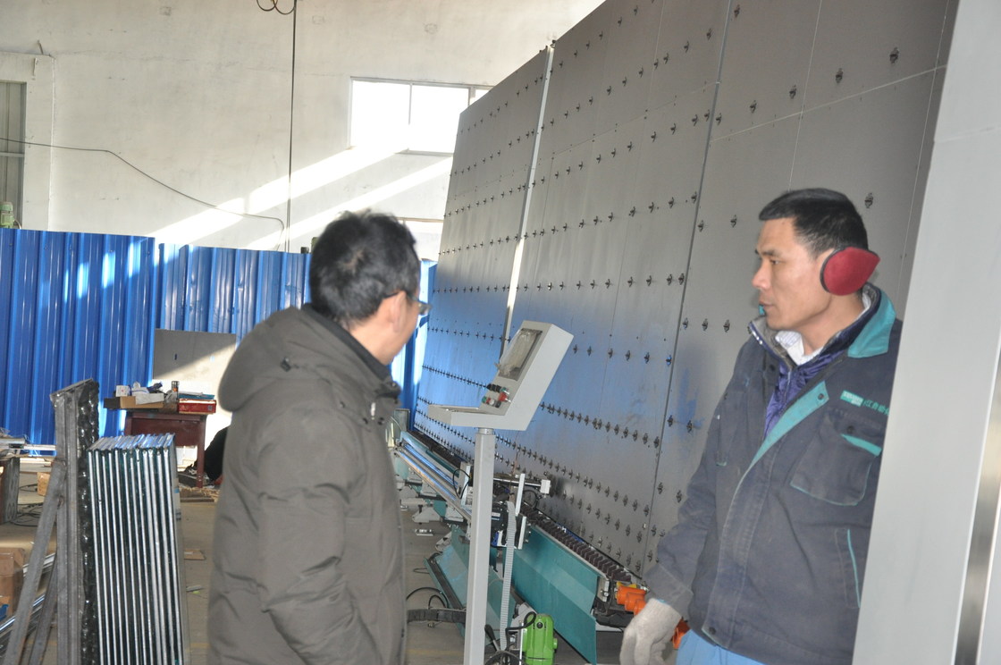 Efisien membersihkan mesin pengolahan kaca lapis ganda dan lini produksi mesin pengering