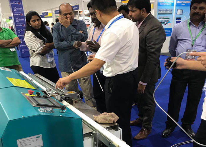 Mesin Extruder Butil Otomatis Digunakan Untuk Bingkai Spacer Pelapis untuk Menyegel Kaca Ganda