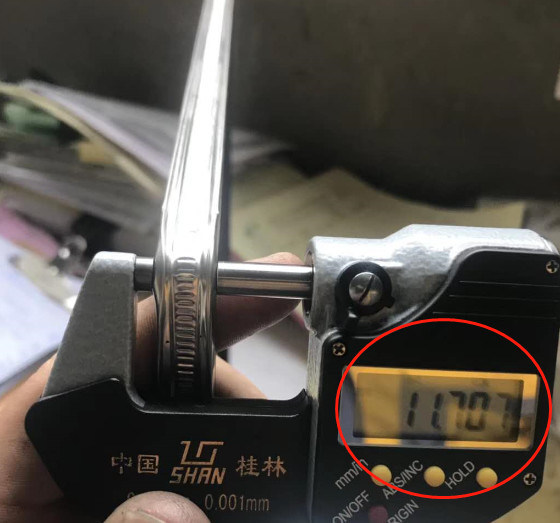 Warna Disesuaikan Sudut Akurat ± 0,5mm Spacer Bending Machine