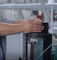Mesin Extruder Butyl Sealant Otomatis Untuk Menyebarkan Butyle Ke Bingkai Aluminium