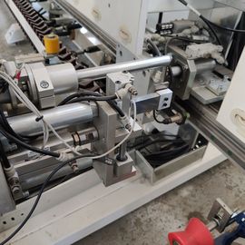 Sealant Glass Coating Insulating Glass Sealing Robot Untuk Pengolahan Kaca Berongga Glazur Ganda